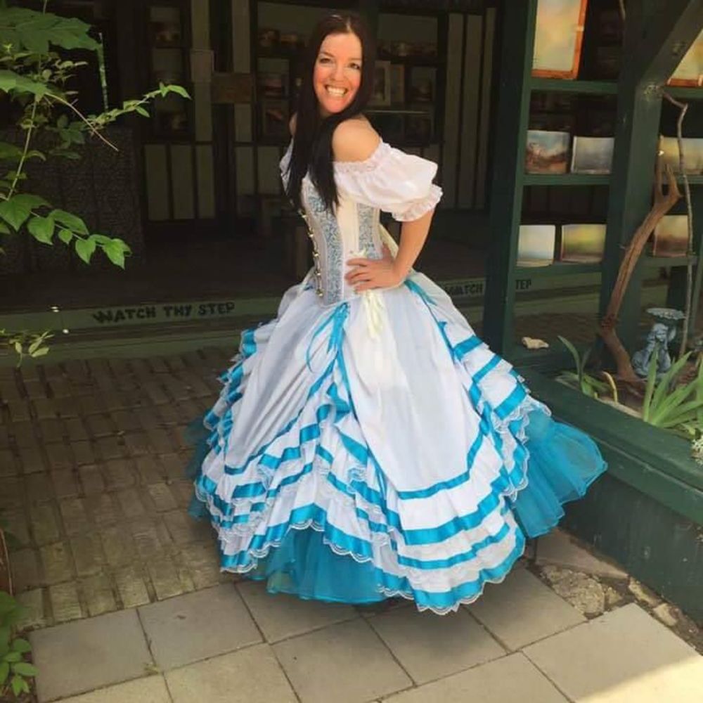 Meet your Posher, Pocahontas